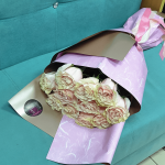 Букет из 11  розовых пионовидных роз