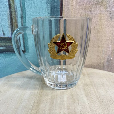 Кружка пивная с кокардой советской армии
